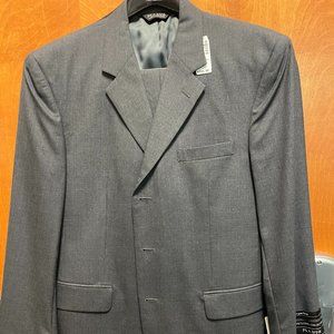 NWT Jos A Bank Gray Three Button Suit